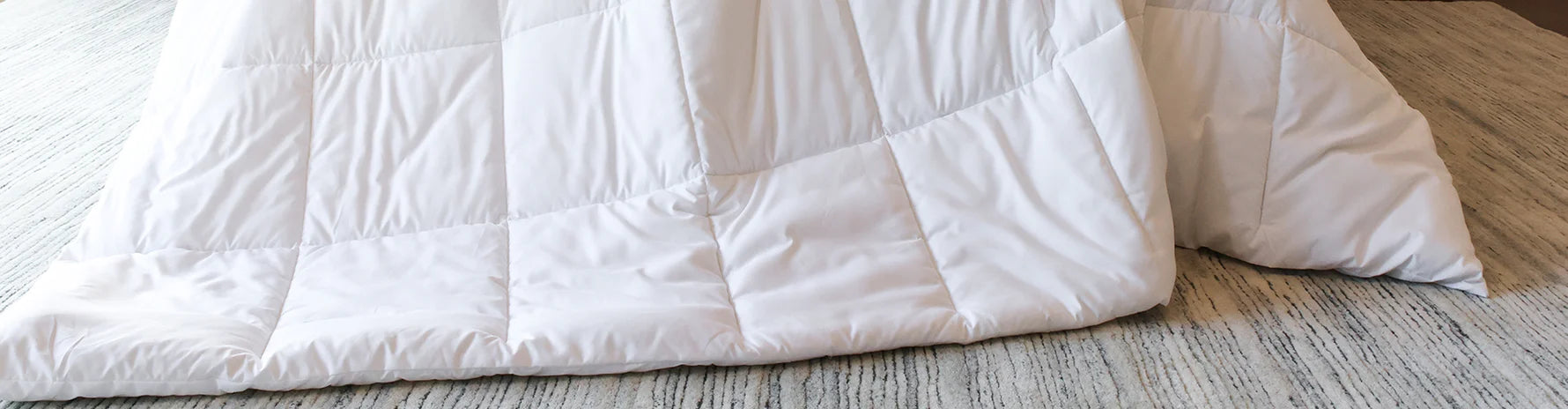 Lux Comforter / Down Alternative Duvet Insert