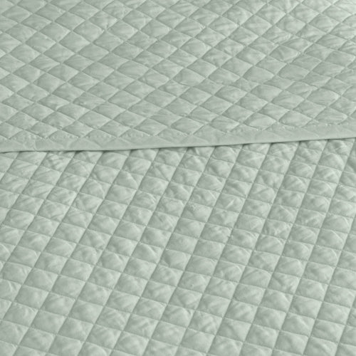 Jennifer adams 2024 diamond quilt blanket